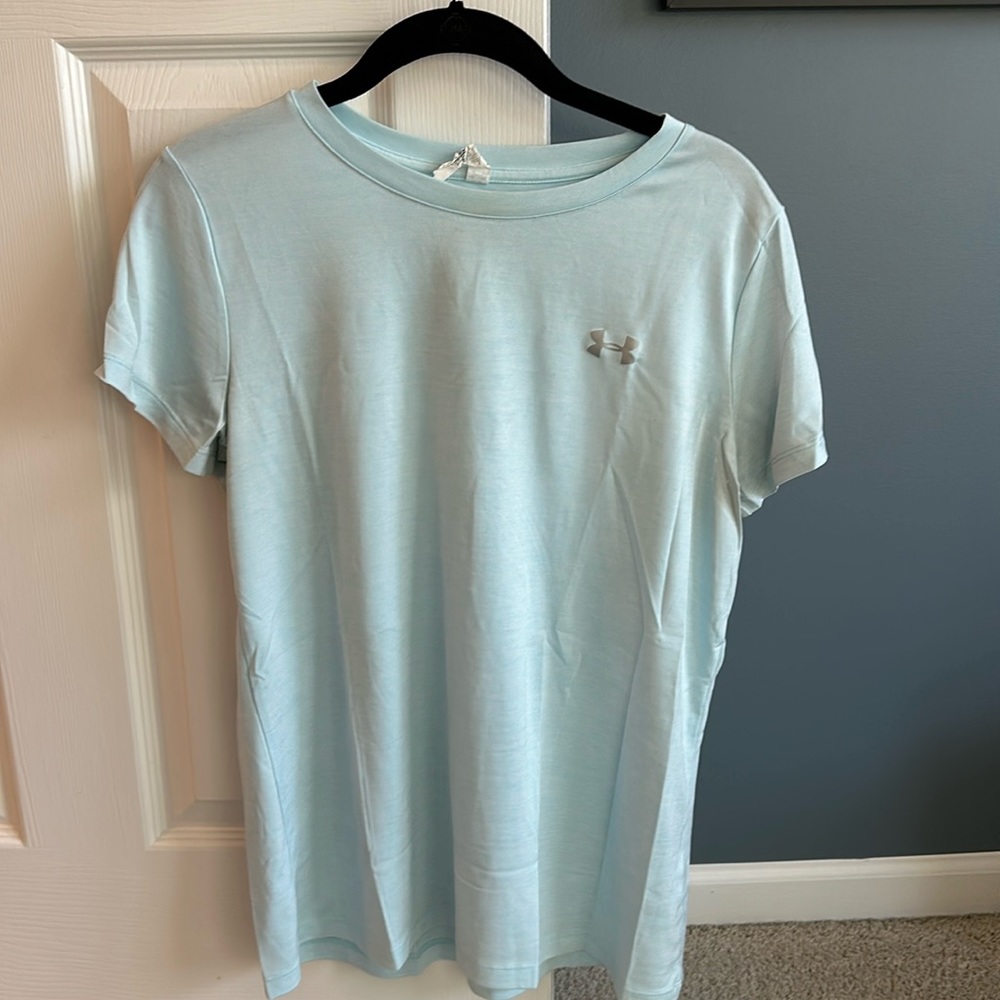 Under Armour  Top